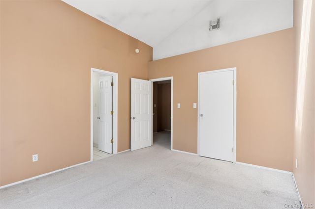 1601 Johnson Avenue 16, Elmont, NY 11003