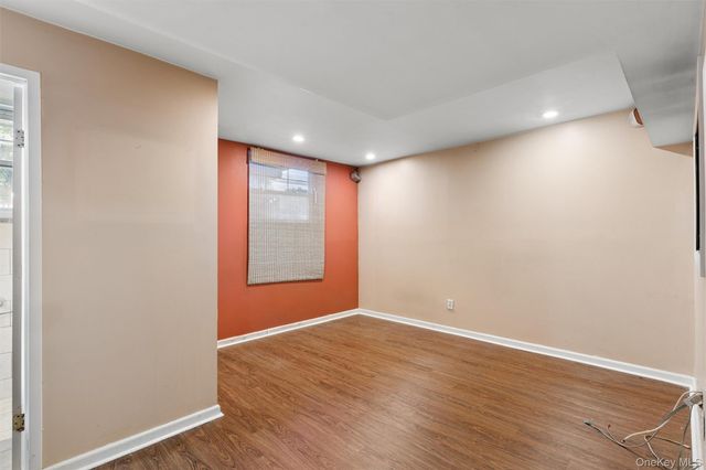 1601 Johnson Avenue 16, Elmont, NY 11003