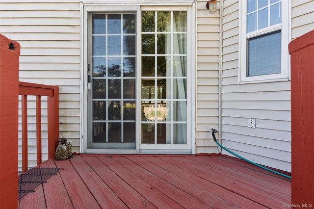 1601 Johnson Avenue 16, Elmont, NY 11003
