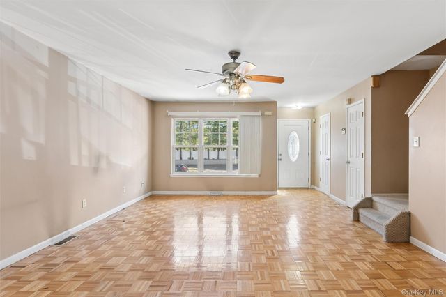 1601 Johnson Avenue 16, Elmont, NY 11003