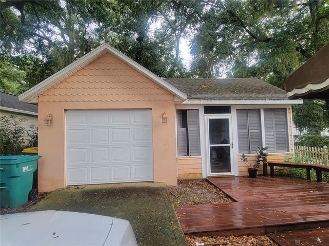 206 FEARON AVENUE, Mount Dora, FL 32757