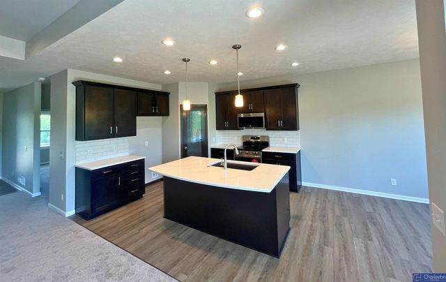 5006 Kestrel Parkway, Elkhorn, NE 68022