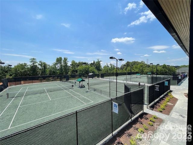 7526 Fairway Villa Circle, Denver, NC 28037