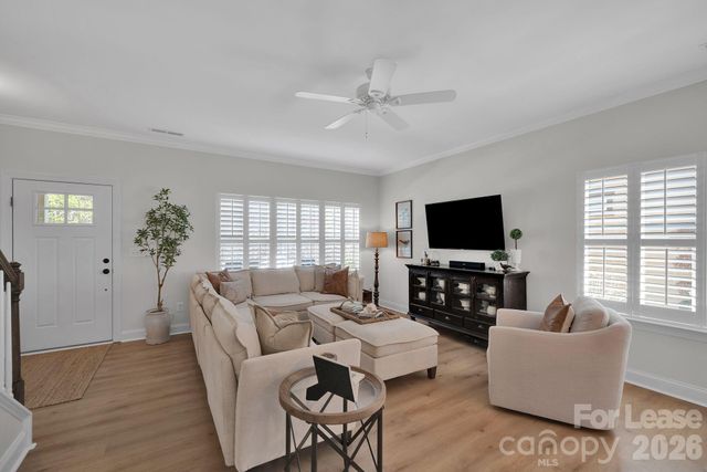 7526 Fairway Villa Circle, Denver, NC 28037