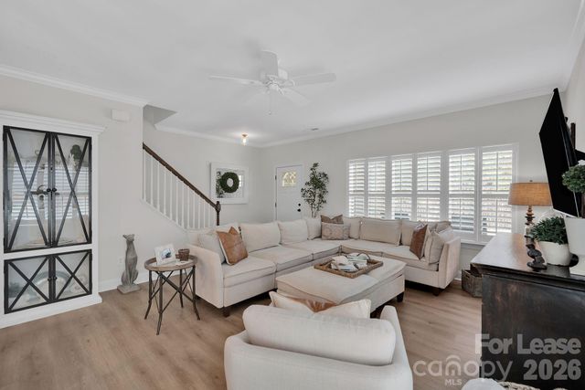7526 Fairway Villa Circle, Denver, NC 28037