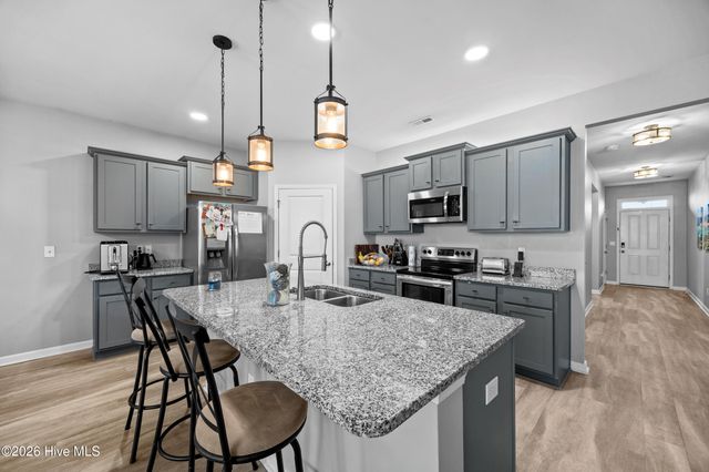 803 Lenox Drive, Holly Ridge, NC 28445