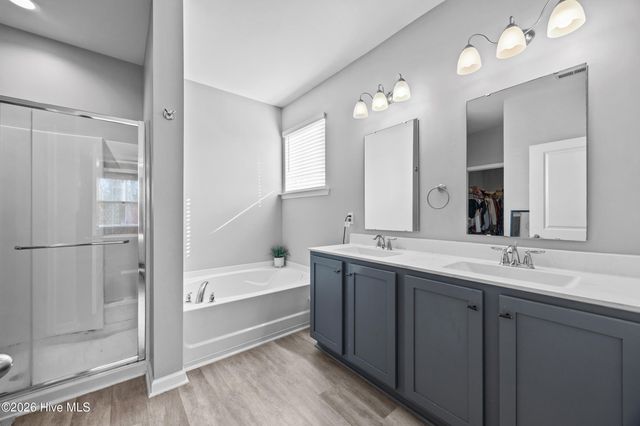 803 Lenox Drive, Holly Ridge, NC 28445