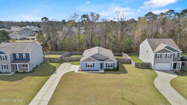 803 Lenox Drive, Holly Ridge, NC 28445