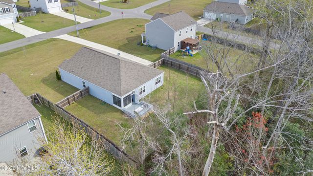 803 Lenox Drive, Holly Ridge, NC 28445