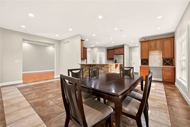 626 Brookstone, Webster, NY 14580