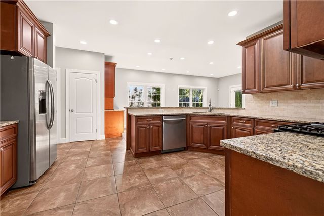 626 Brookstone, Webster, NY 14580