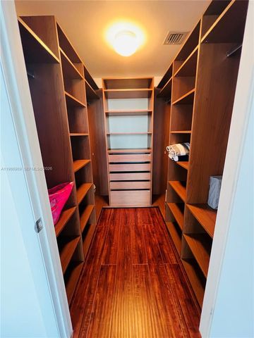 495 Brickell Ave 2707, Miami, FL 33131