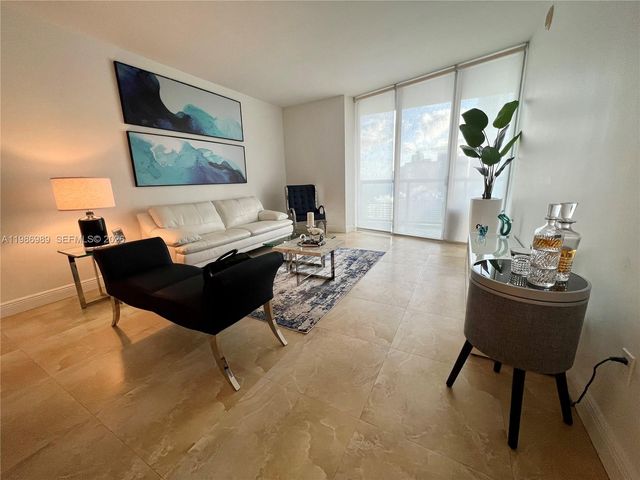 495 Brickell Ave 2707, Miami, FL 33131