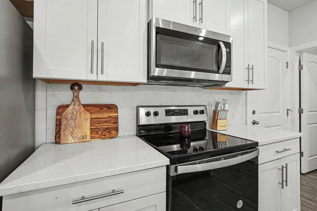 204 Douglas Bend Rd Unit 504, Gallatin, TN 37066