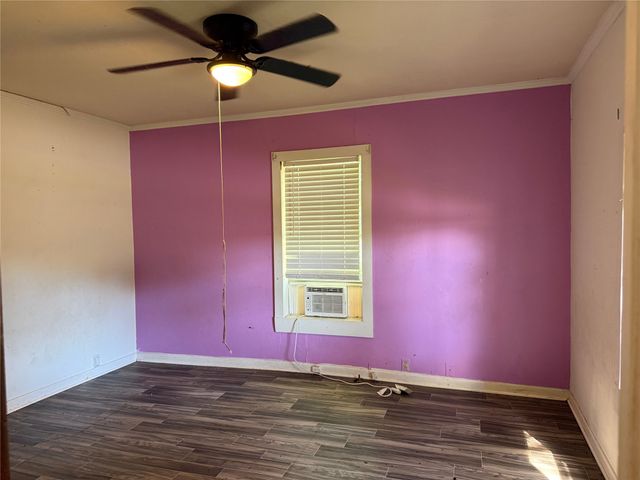 508 E Parks Avenue, Waxahachie, TX 75165