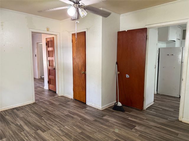 508 E Parks Avenue, Waxahachie, TX 75165