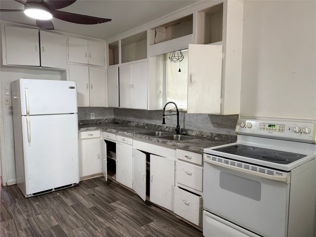 508 E Parks Avenue, Waxahachie, TX 75165