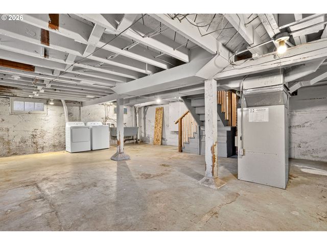 4405 Se DIVISION St, Portland, OR 97206