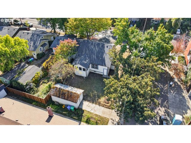 4405 Se DIVISION St, Portland, OR 97206