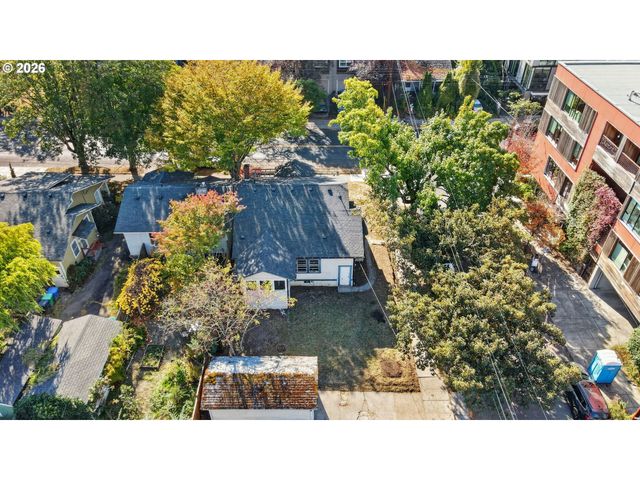 4405 Se DIVISION St, Portland, OR 97206