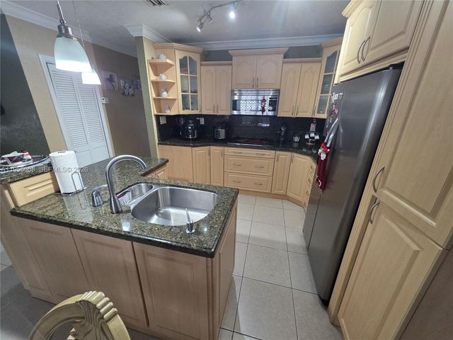 3600 E 5th Ave, Hialeah, FL 33013