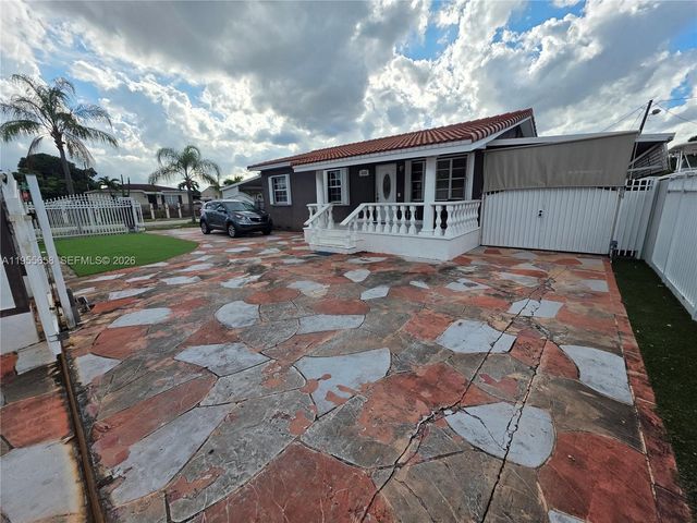 3600 E 5th Ave, Hialeah, FL 33013