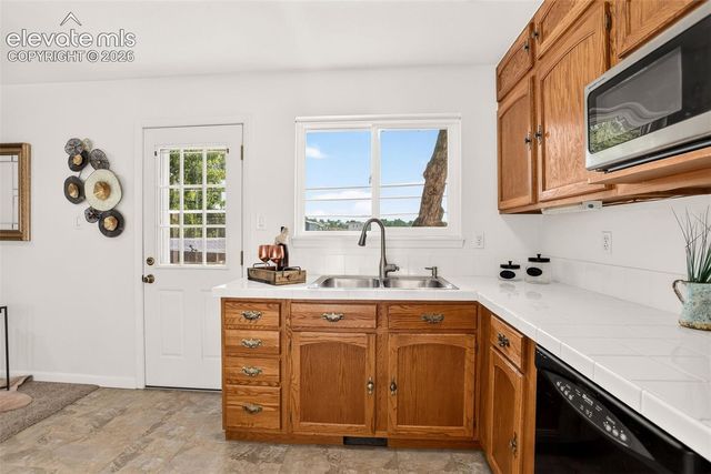 1705 Main Street, Colorado Springs, CO 80911