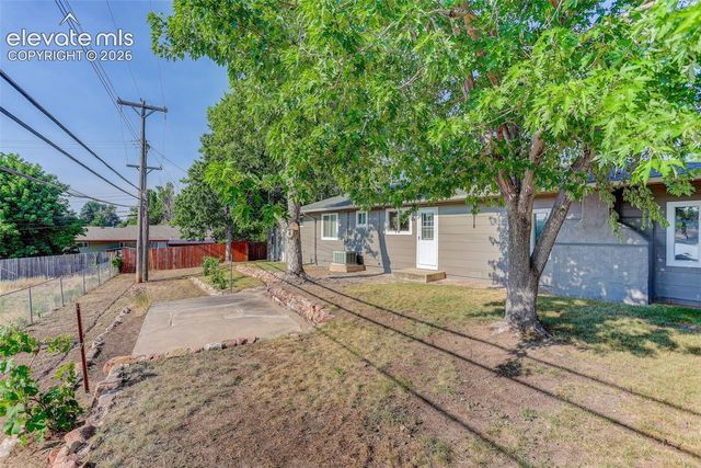 1705 Main Street, Colorado Springs, CO 80911