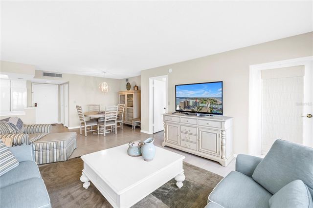 5220 BRITTANY DRIVE S 1202, St Petersburg, FL 33715