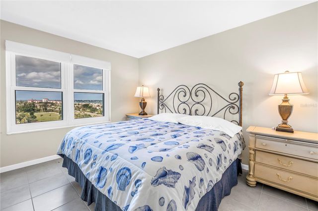 5220 BRITTANY DRIVE S 1202, St Petersburg, FL 33715