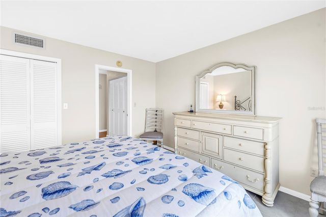 5220 BRITTANY DRIVE S 1202, St Petersburg, FL 33715