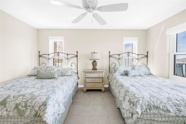 5220 BRITTANY DRIVE S 1202, St Petersburg, FL 33715