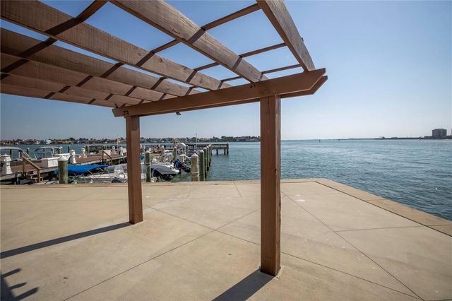 5220 BRITTANY DRIVE S 1202, St Petersburg, FL 33715