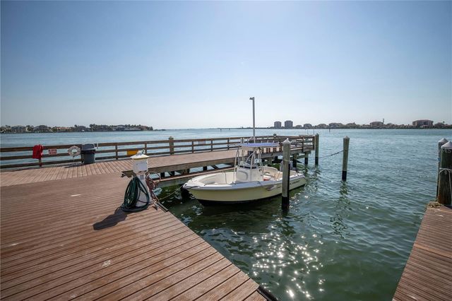 5220 BRITTANY DRIVE S 1202, St Petersburg, FL 33715