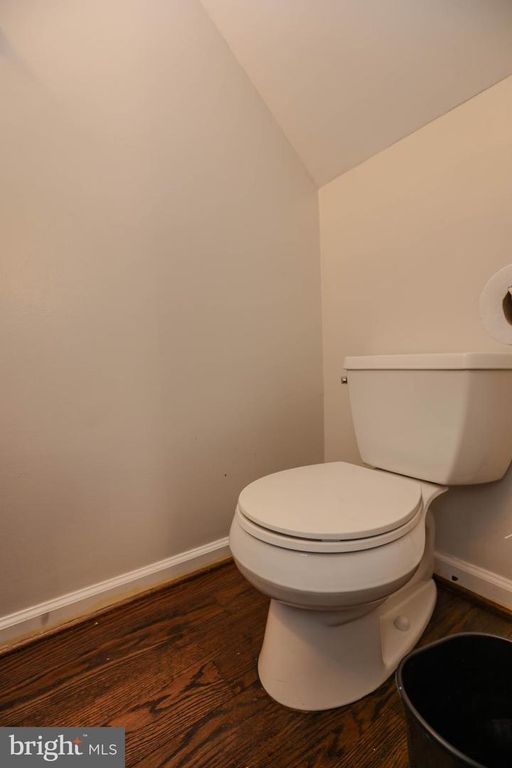 Image 15 of property listing at 11701 STONEGATE LN, Columbia, MD 21044