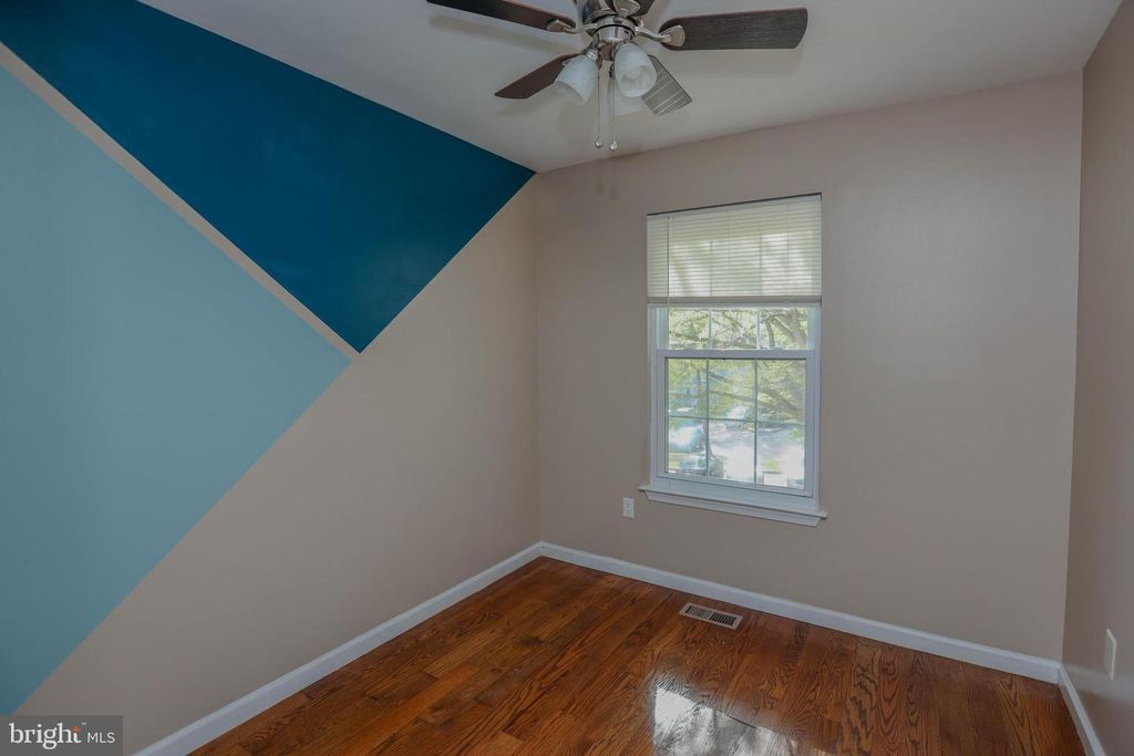 Image 23 of property listing at 11701 STONEGATE LN, Columbia, MD 21044