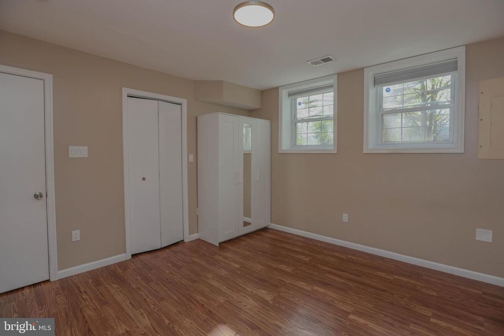 Image 30 of property listing at 11701 STONEGATE LN, Columbia, MD 21044