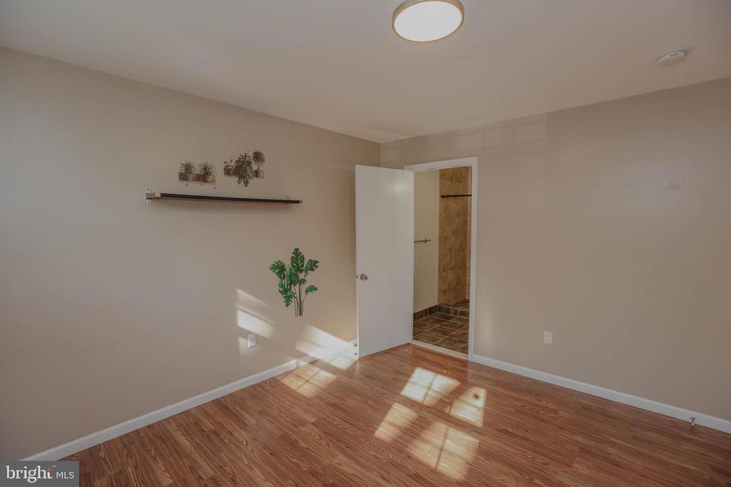 Image 33 of property listing at 11701 STONEGATE LN, Columbia, MD 21044