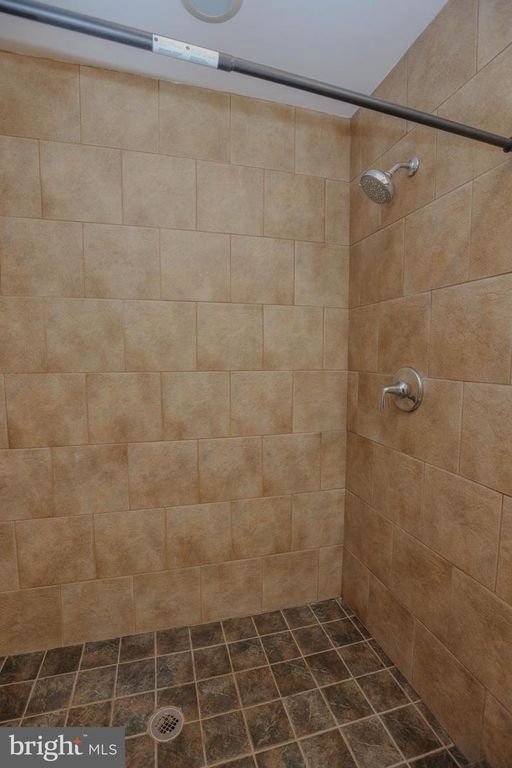 Image 36 of property listing at 11701 STONEGATE LN, Columbia, MD 21044