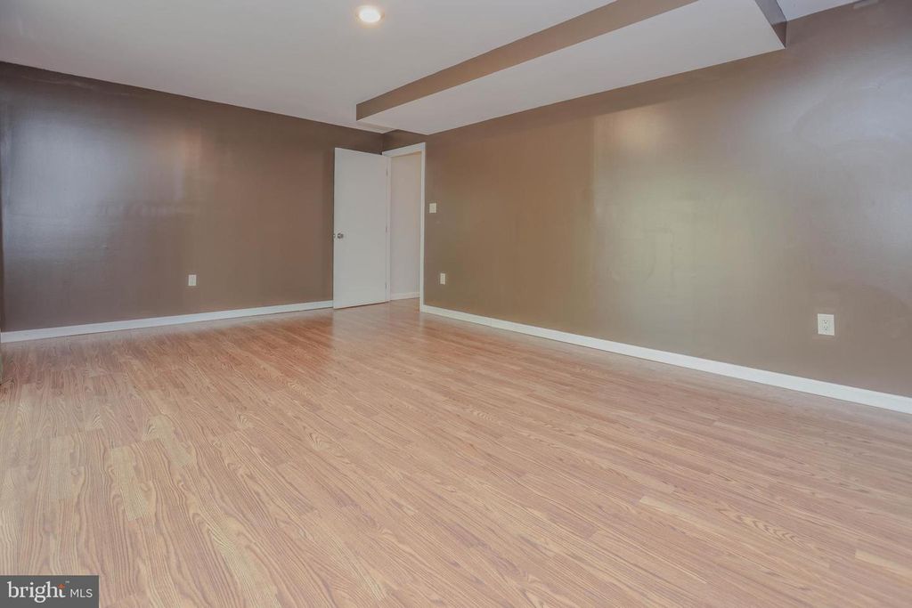 Image 37 of property listing at 11701 STONEGATE LN, Columbia, MD 21044