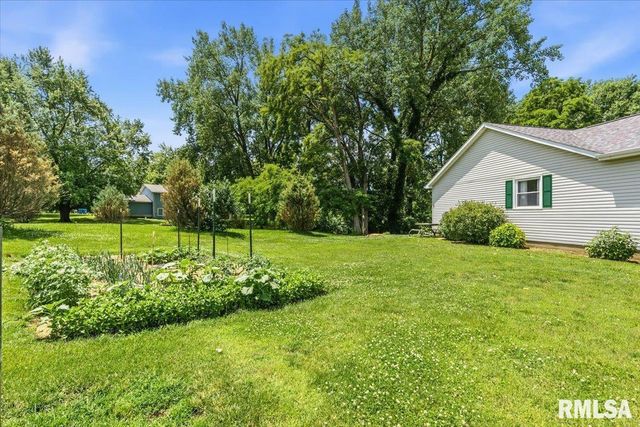 23751 HOMESTEAD Lane, Athens, IL 62613