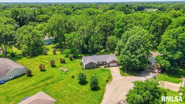 23751 HOMESTEAD Lane, Athens, IL 62613