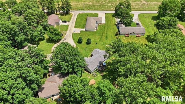 23751 HOMESTEAD Lane, Athens, IL 62613