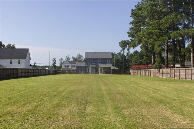 203 Laurel Lake Road, Salemburg, NC 28385