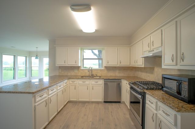 812 Crestline Drive, Mexia, TX 76667