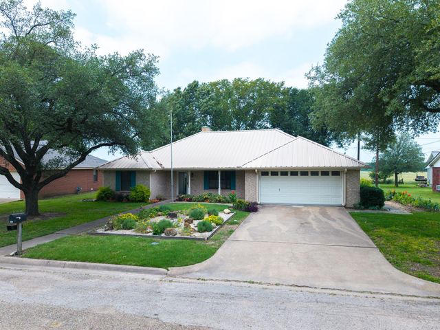 812 Crestline Drive, Mexia, TX 76667