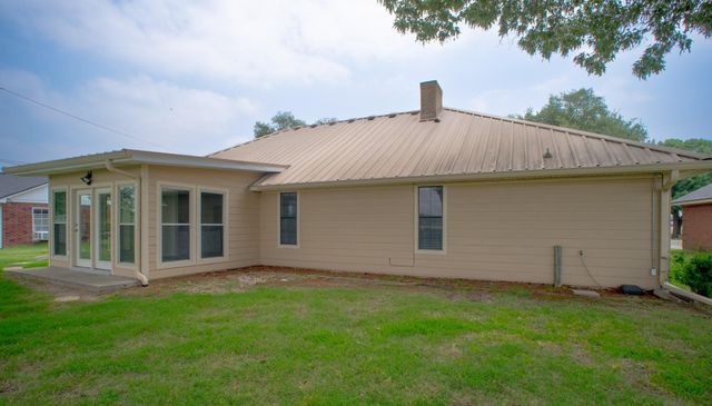 812 Crestline Drive, Mexia, TX 76667