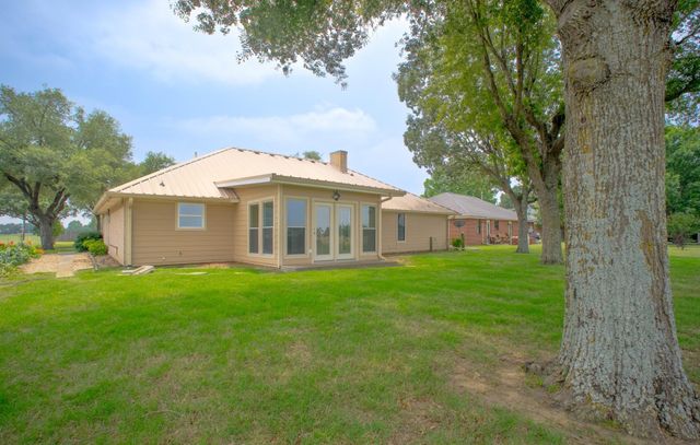 812 Crestline Drive, Mexia, TX 76667