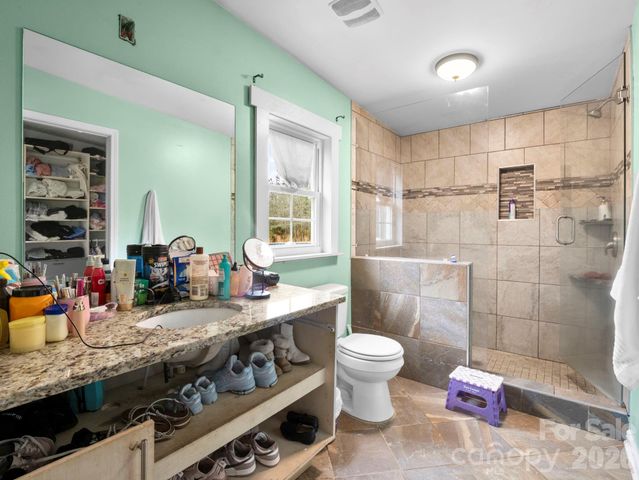 166 Fleece Lane, Mooresboro, NC 28114