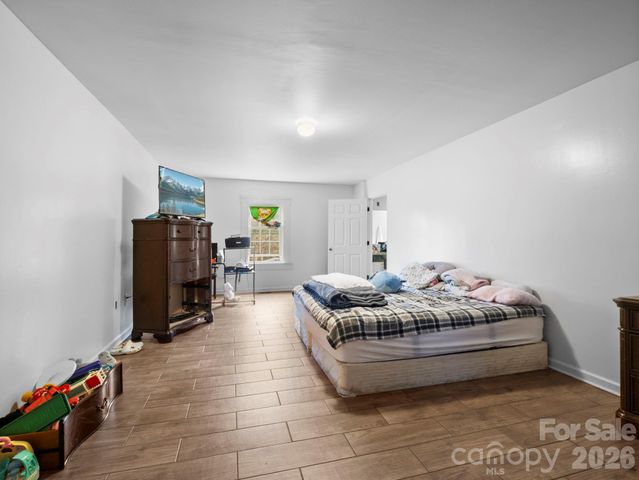 166 Fleece Lane, Mooresboro, NC 28114